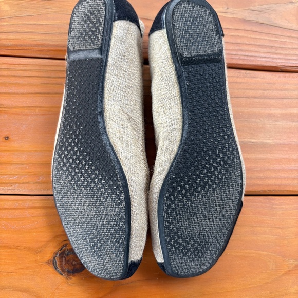 Toms Burlap and Canvas Ballet Flats, Black and Tan Size 8.5 - Picture 8 of 9